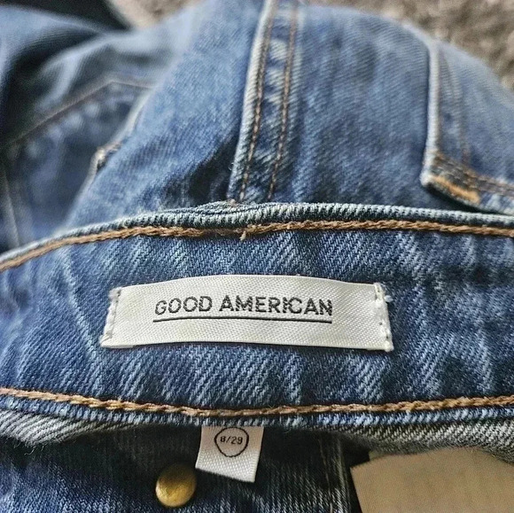Good American denim mini size 28 - Picture 3 of 4